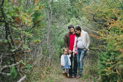 Ensayo fotográfico gestante. Sesión de fotos de embarazada, maternidad. Bariloche, por Daniela Liska